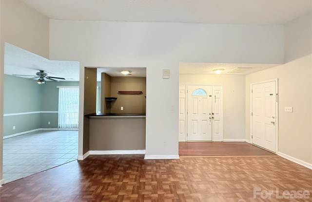 6924 Long Needles Drive Gallery 3