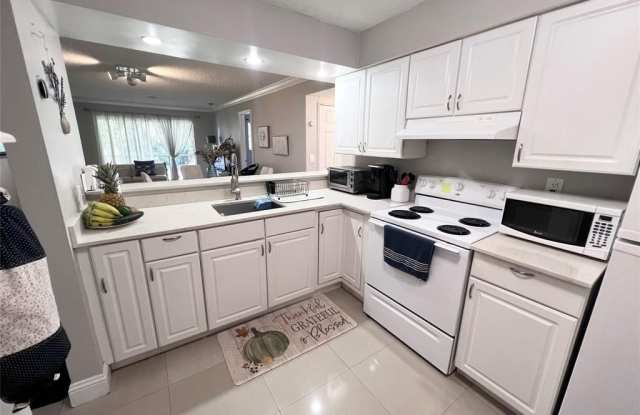 1001 NW 45th St # 6 photos photos