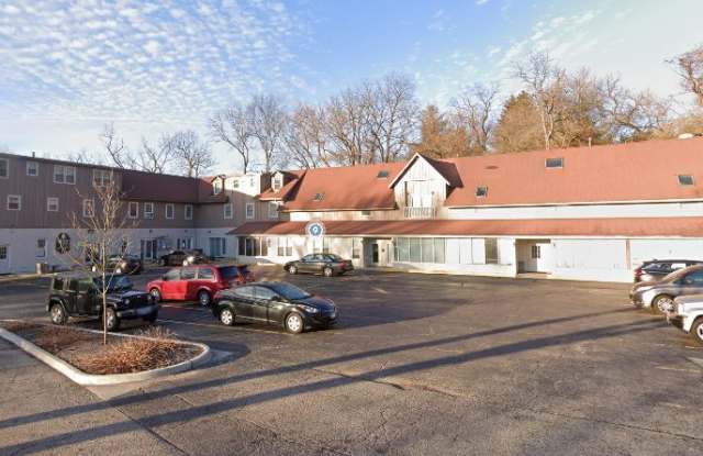 271 Country Commons Road photos photos