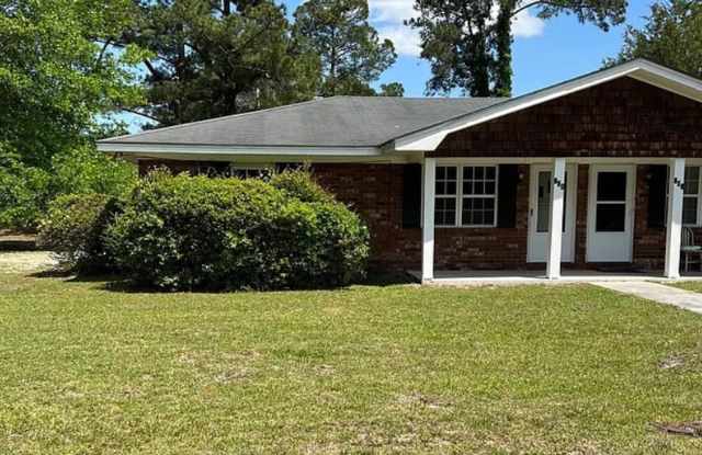 Newly Renovated 2BR/1BA Duplex in Springfield, GA! photos photos