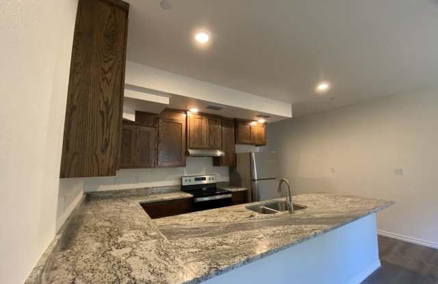 520 South 1st Avenue - 5 - 520 South 1st Avenue, Stephenville, TX 76401