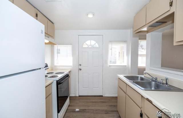 236 S 3 AVE - 236 South 3rd Avenue, Yuma, AZ 85364