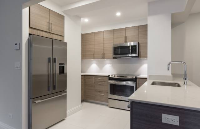 204 W 70th St photos photos