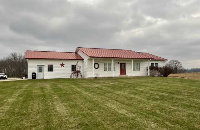 6950 East 700 North - 1 House photos photos