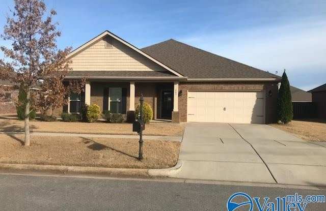607 Willow Crest - 607 Willow Crest Lane Southwest, Huntsville, AL 35756 607 Willow Crest - 607 Willow Crest Lane Southwest, Huntsville, AL 35756