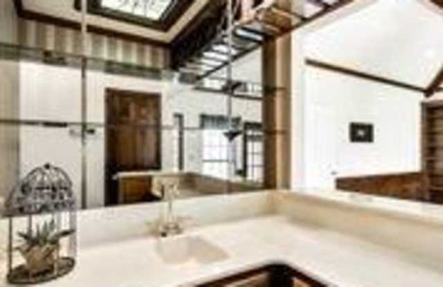 3424 Michael Drive Gallery 3
