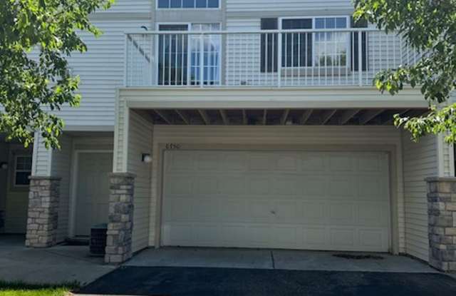 Spacious *2Bed*2Bath townhome Cottage Grove Available 7/1/2025 photos photos