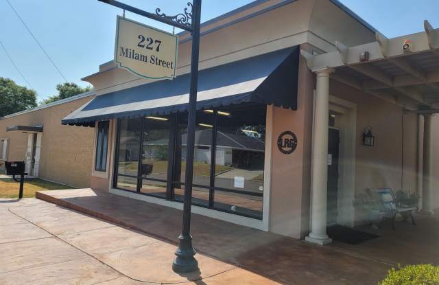 227 E Milam - 227 East Milam Street, Jasper, TX 75951