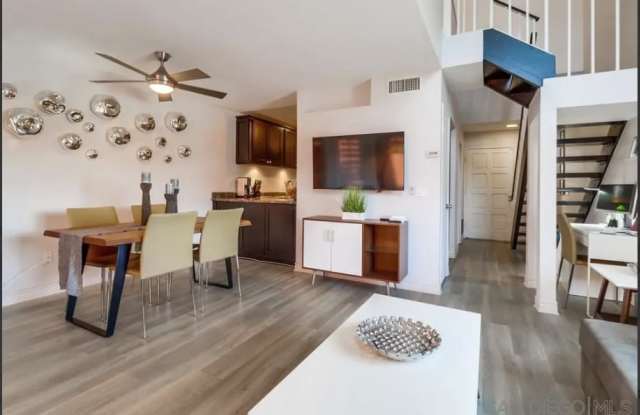 623 Beyer Way photos photos