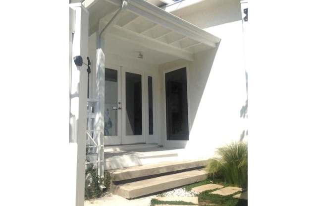 8145 Laurelmont Drive Gallery 3