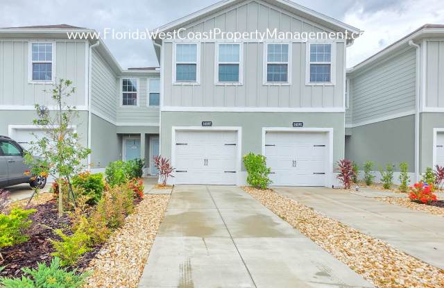 OUTSTANDING TOWNHOME IN LAKEWOOD RANCH! 3 BED/ 2.5 BATH at AVALON WOODS! photos photos