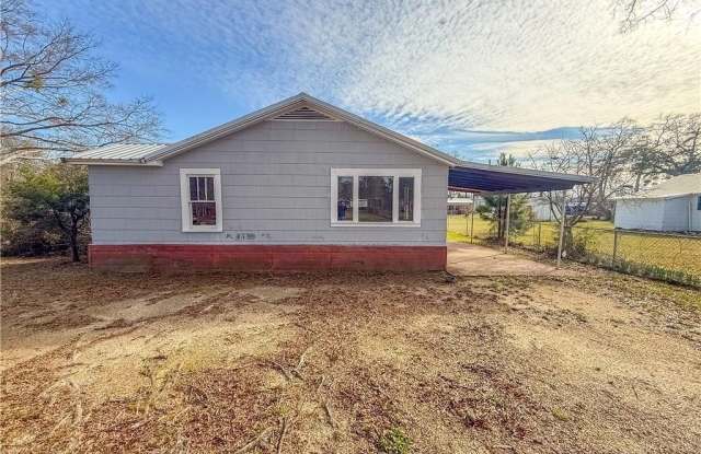 305 Mango Street W - 305 Mango Street, Bay Minette, AL 36507 305 Mango Street W - 305 Mango Street, Bay Minette, AL 36507