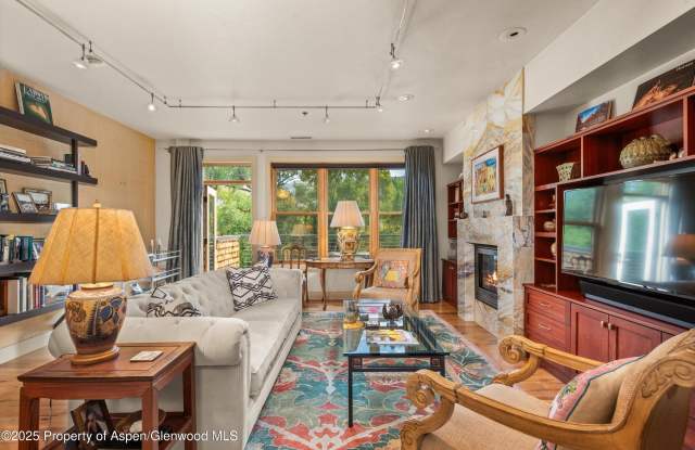 227 Midland Avenue unit: 22 photos photos