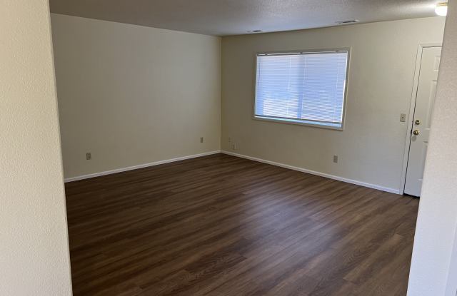 1855 Kellenbeck Ave Gallery 2