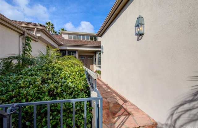 67 Ocean Vista Gallery 3