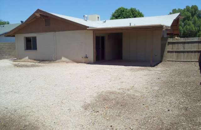 1975 E Richards Drive Gallery 3