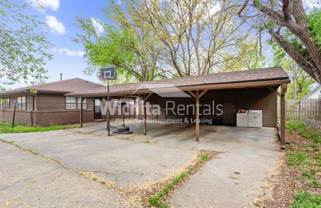 Large 2 bedroom 2 bath duplex Gallery 4