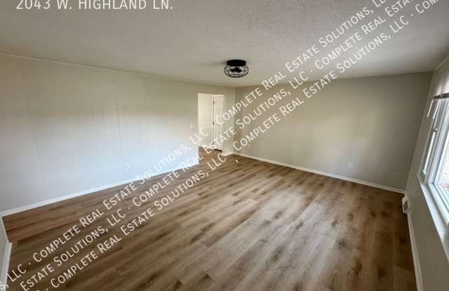 Now showing this 3BR, 2BA home located at 2043 W. Highland Ln. Columbus, IN Gallery 3