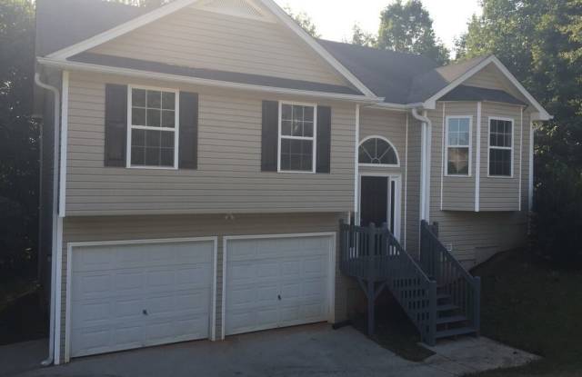 Amazing  Spacious 3 Bedroom 3 Bath Home Located In Dallas Ga! Hurry, It Won't Last!! photos photos