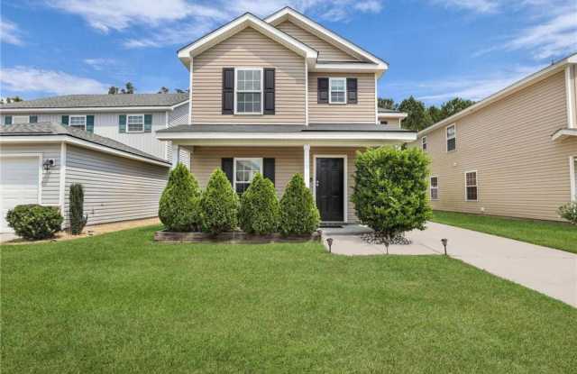 Modern 4 Bedroom South Savannah Home with Fenced Backyard - 116 Ristona Drive, Savannah, GA 31419