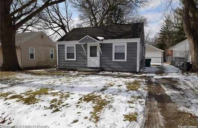 21541 Collingham Avenue photos photos