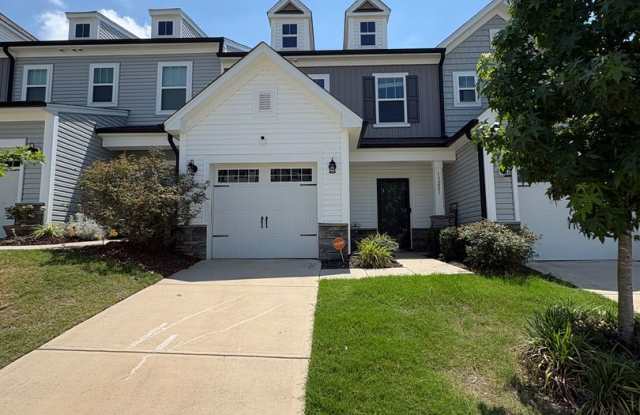 3BR/2.5BA Townshoue in Mallard Creek photos photos