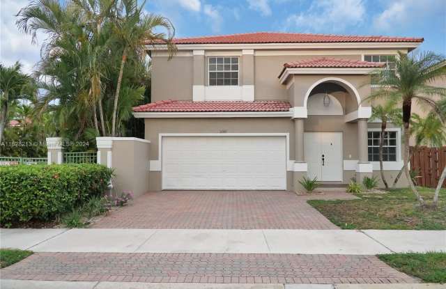 2091 NW 98th Way - 2091 Northwest 98th Way, Pembroke Pines, FL 33024