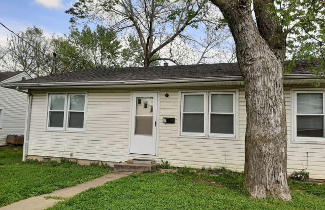 918 N. Eagle Ave - 918 North Eagle Avenue, Springfield, MO 65802