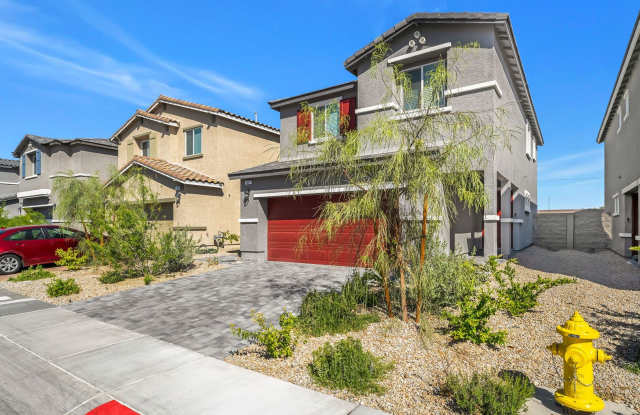 Modern Southwest Retreat with Stylish Finishes and Open-Concept Living! photos photos