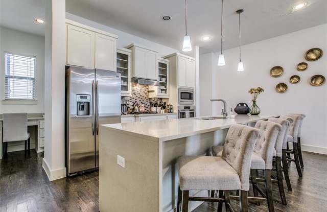3108 Pavonia Drive Gallery 2