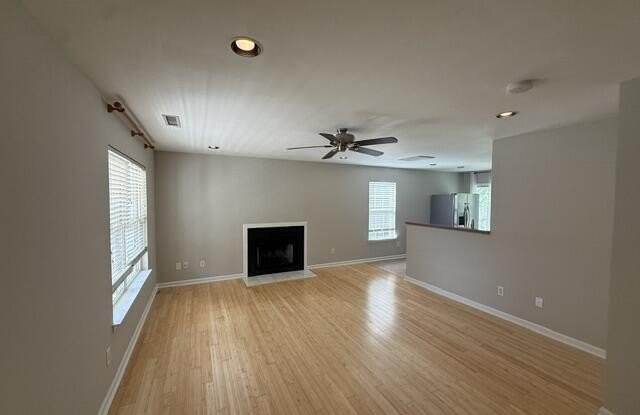 107 Breezemere Court Gallery 4