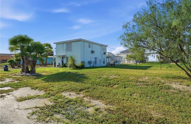 614 S Sandpiper Gallery 3