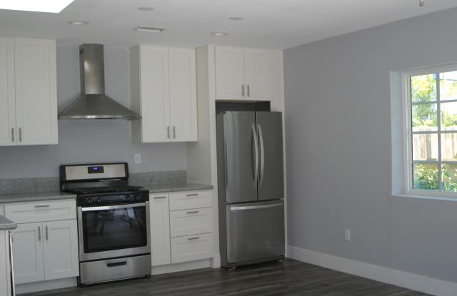 10390 Don Pico Road photos photos