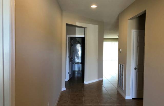 9321 Tradewater Oaks Court Gallery 2
