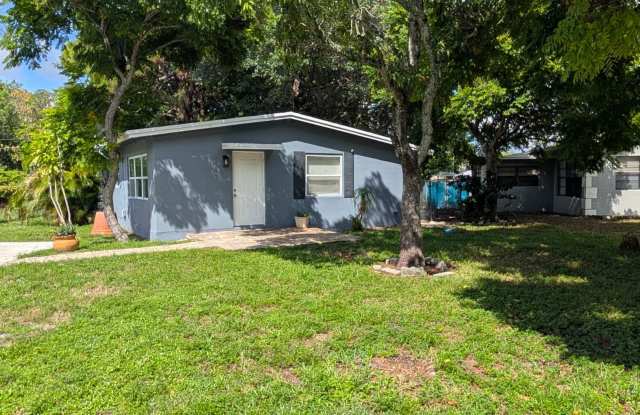 3BR Fort Lauderdale Rental with Spacious Yard photos photos