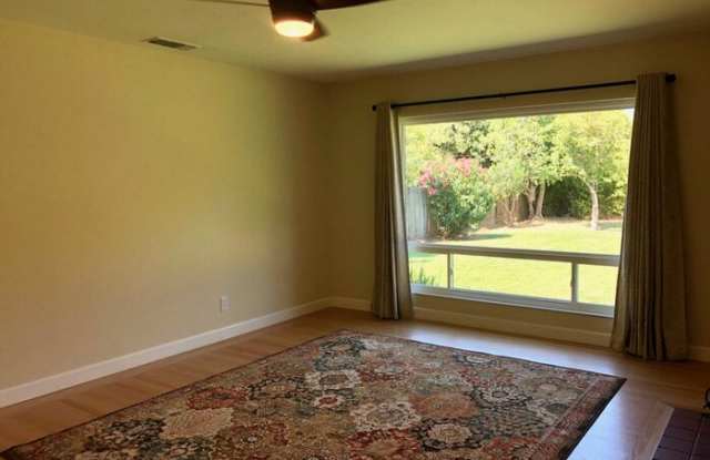 4095 Cresta Way Gallery 4
