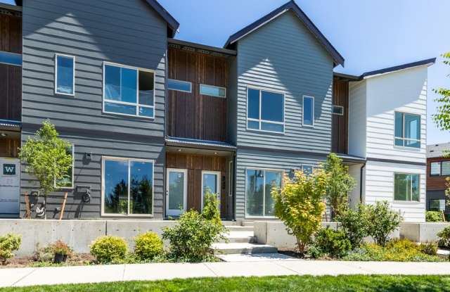 Beautiful 3 Bedroom Home Located in Ten Trails Black Diamond photos photos