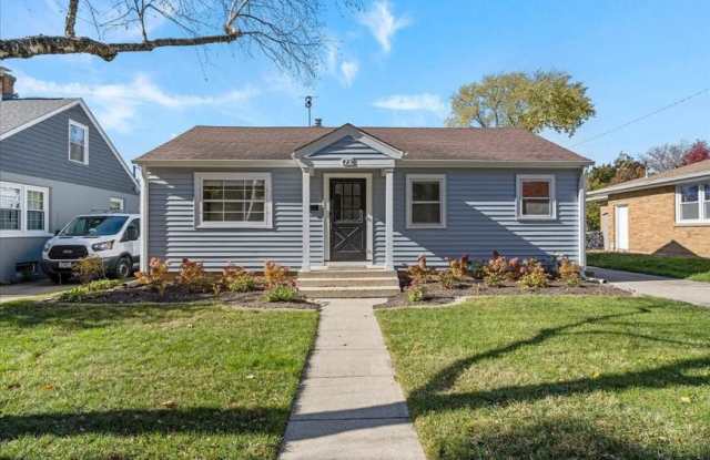 425 Ingleside Avenue photos photos