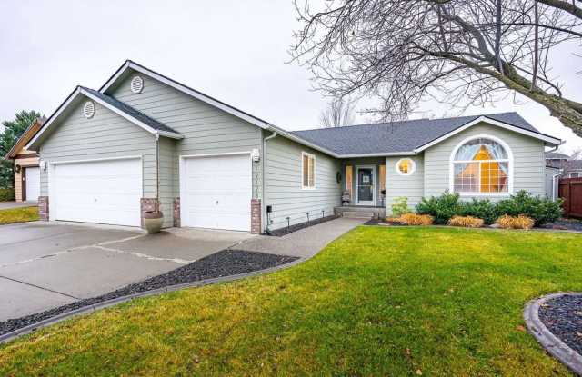 Coming October 2025!!! Spacious 4-Bed Home with Finished Basement  3-Car Garage in Spokane Valley photos photos