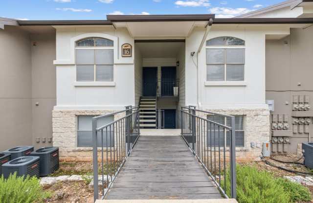 Amazing 1 bedroom, 1 bathroom Condo in Montevista! Gallery 3