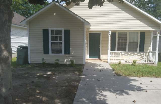 1328 Edgewood Dr - 1328 Edgewood Drive, Remerton, GA 31601