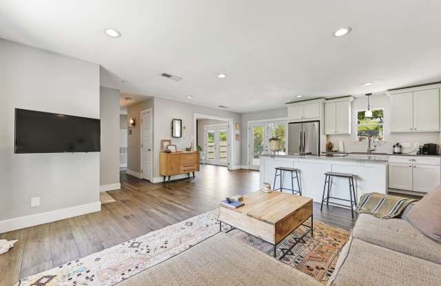 2313 Aldford Dr, Austin, Texas 78745 photos photos