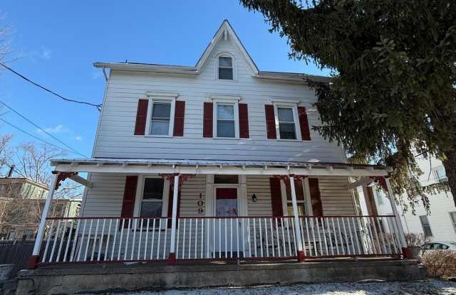 109 S ATLANTIC AVENUE - 109 South Atlantic Avenue, Haddonfield, NJ 08033