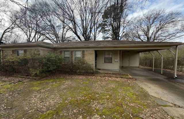 1315 WOODSTON photos photos