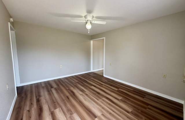 204 N 16th Ave photos photos