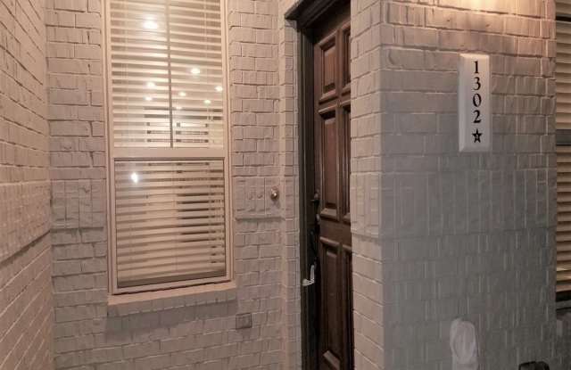 7220 Wyoming Spring Drive Unit 1302 Gallery 2