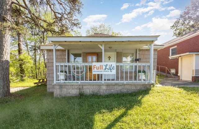 Your Dream Home Awaits, Act Fast Before It’s Gone!! Charming 2 Bedroom Home in Kannapolis, NC - 714 South Harding Avenue, Kannapolis, NC 28083