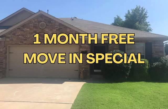 Welcome Home!! - 921 West Prairie Wind Way, Mustang, OK 73064