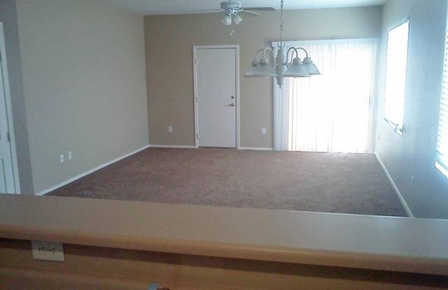3 bedroom 2 bath home in East Mesa! Gallery 4