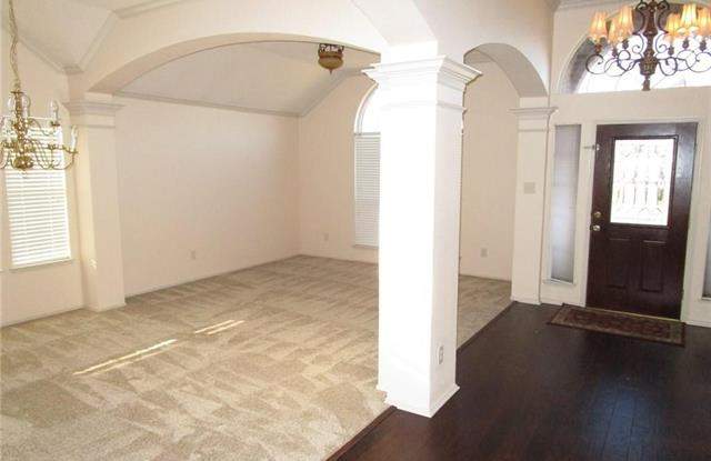 1624 Chester Drive Gallery 2